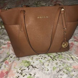 Authentic Micheal Kors Purse