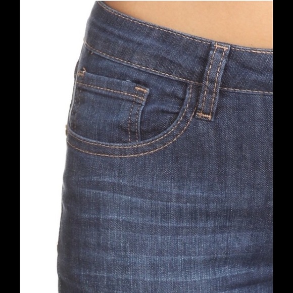 Dark Wash Distressed Denim Skinny Jeans - Picture 4 of 5