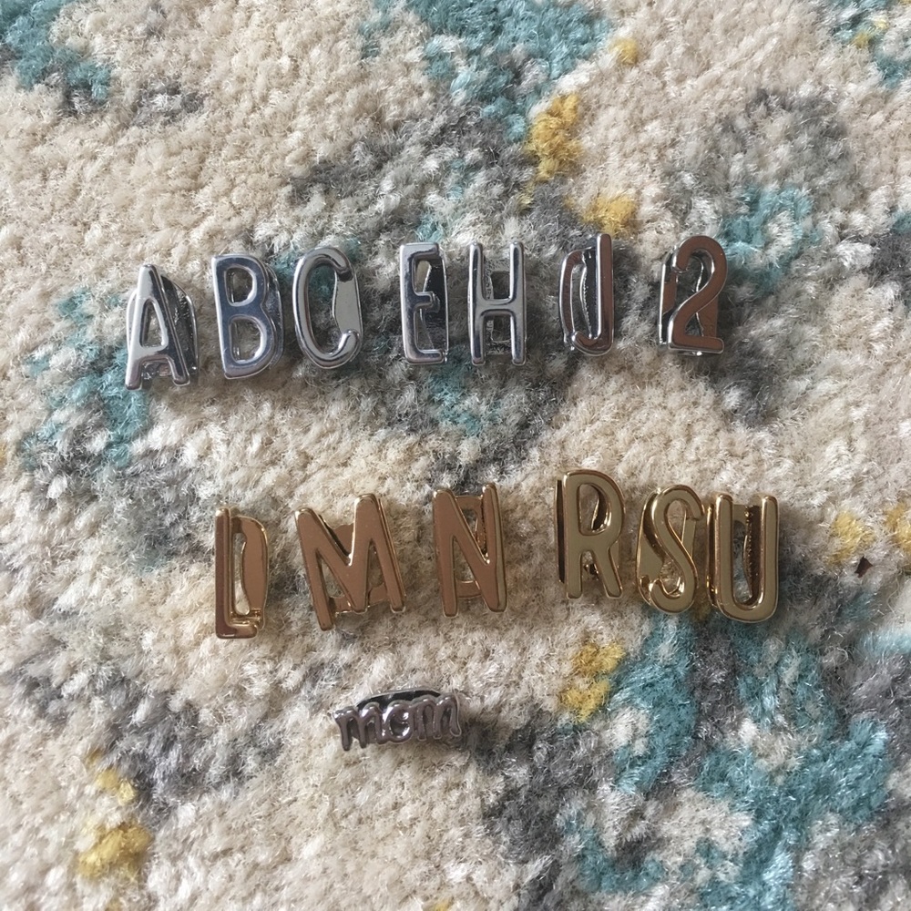 Keep Collective letter lot