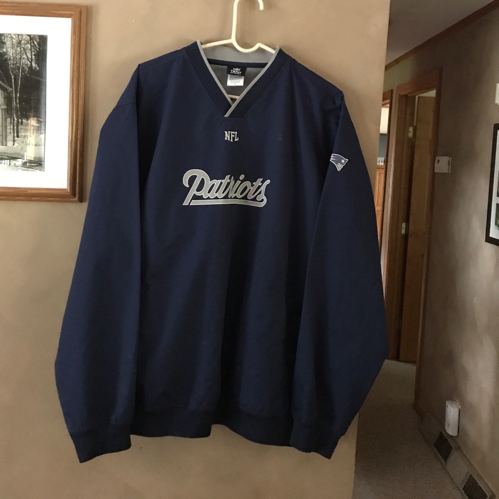 NFL Patriots men's wind breaker used once