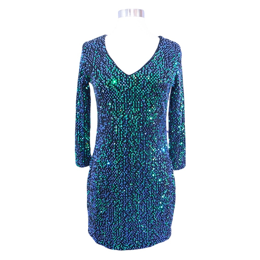 ❗️FINAL PRICE❗️Green Long Sleeve Sequin Dress - Picture 5 of 7
