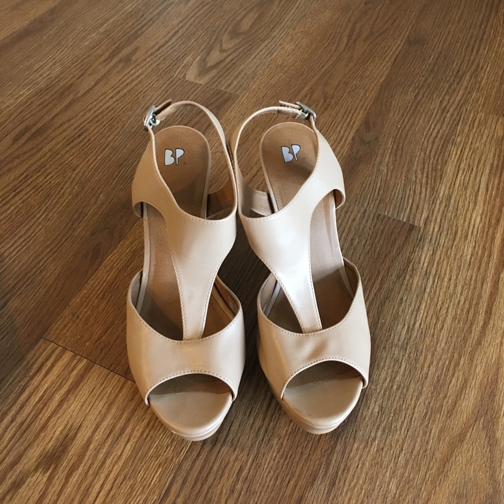Cream wedges