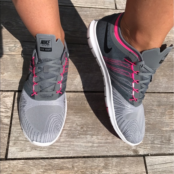 🎀Grey-pink 🎀Training Nike sneakers.Price Firm . - Picture 2 of 6