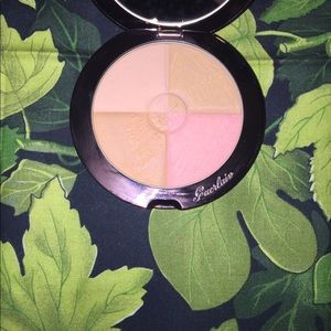 Guerlain Terra-cotta 4 Seasons Bronzer in 00 Nude