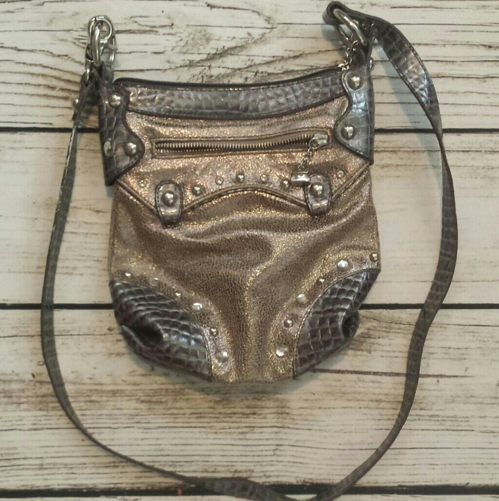Kathy Van Zeeland brandnew purse
