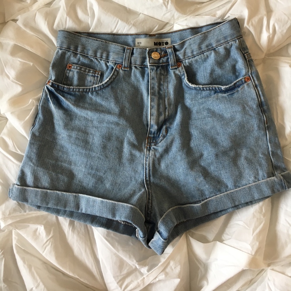 Topshop moto high waisted shorts ☀️