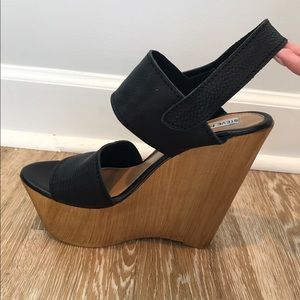Steve Madden wooden bottom wedges