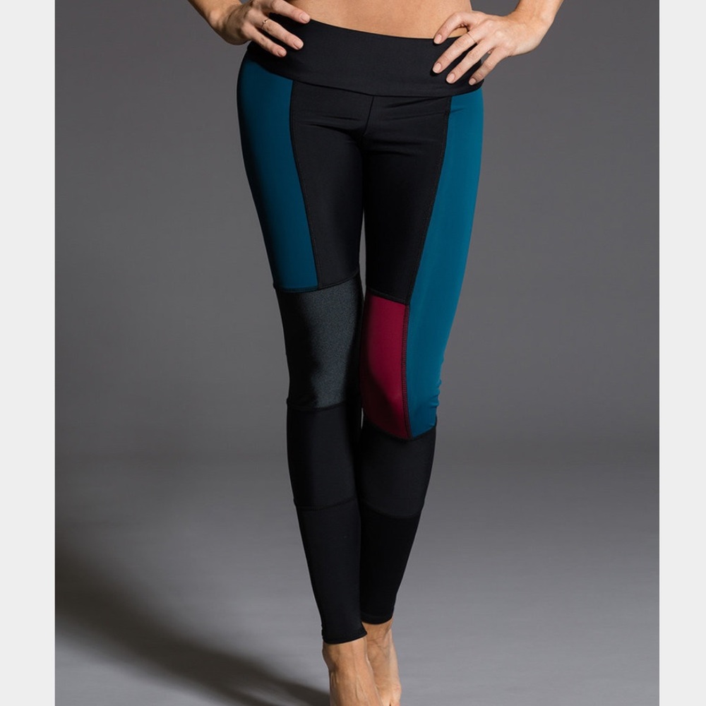 Onzie Fiji Combo Legging