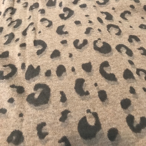 2/$10 Gap animal print cardigan - Picture 7 of 7