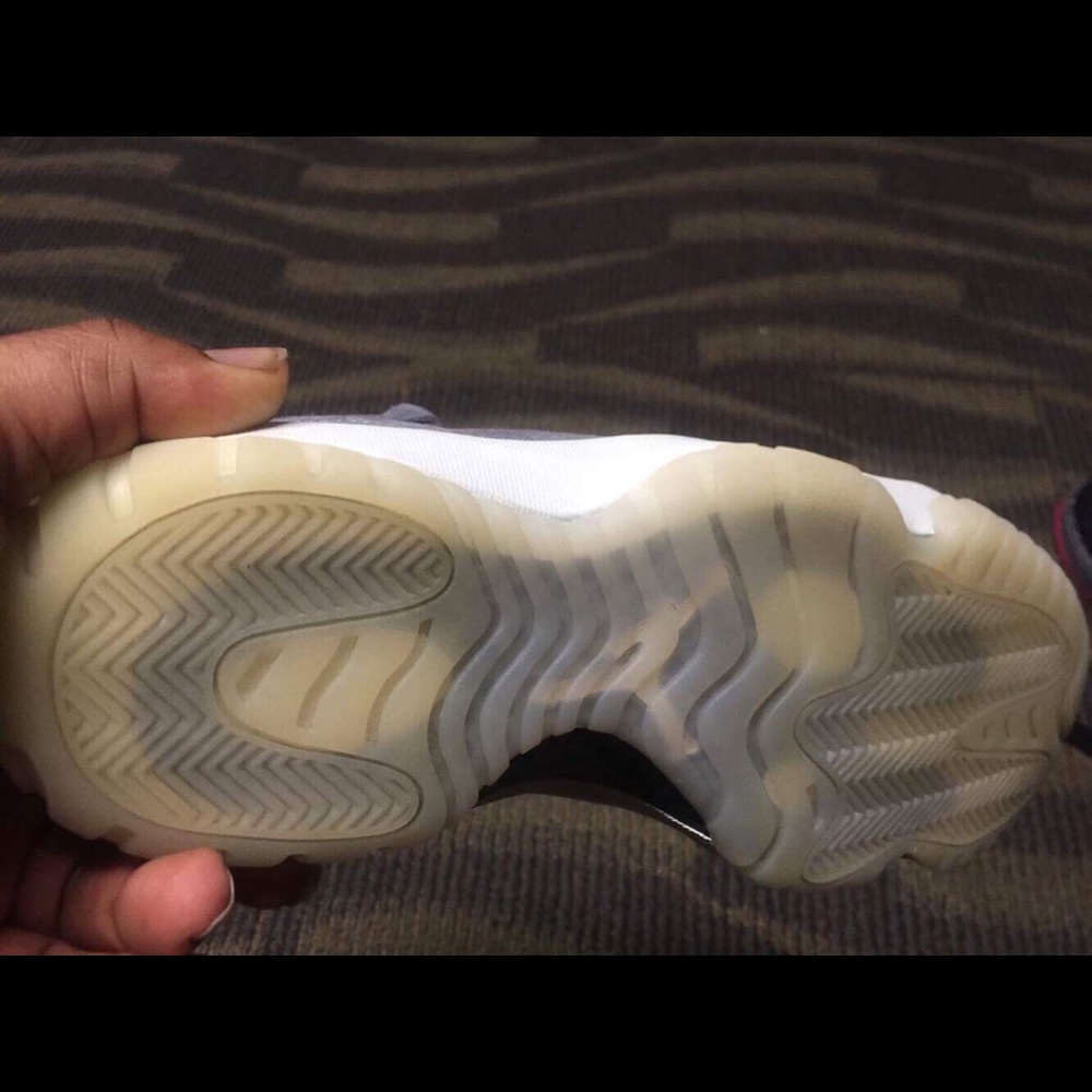 Jordan's - Picture 3 of 6