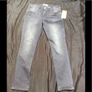 Cabi slim boyfriend jeans 6 NWT