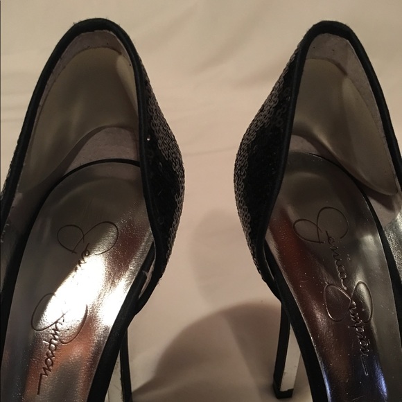 Sold - Picture 6 of 8