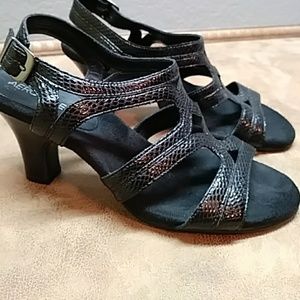 Aerosoles Black Strappy 3.5" Heels Size 8.5