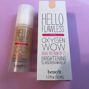 Benefit hello flawless foundation!