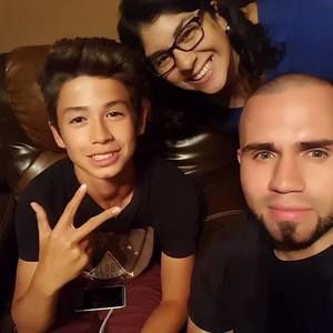 Meet your Posher, Emanuel