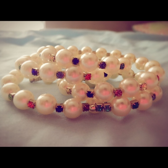 Bracelets - Picture 2 of 2