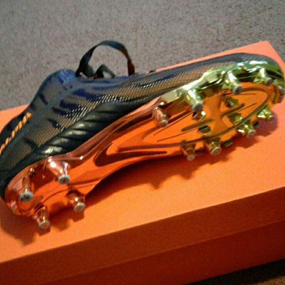 Nike  alpha football cleats (WR)