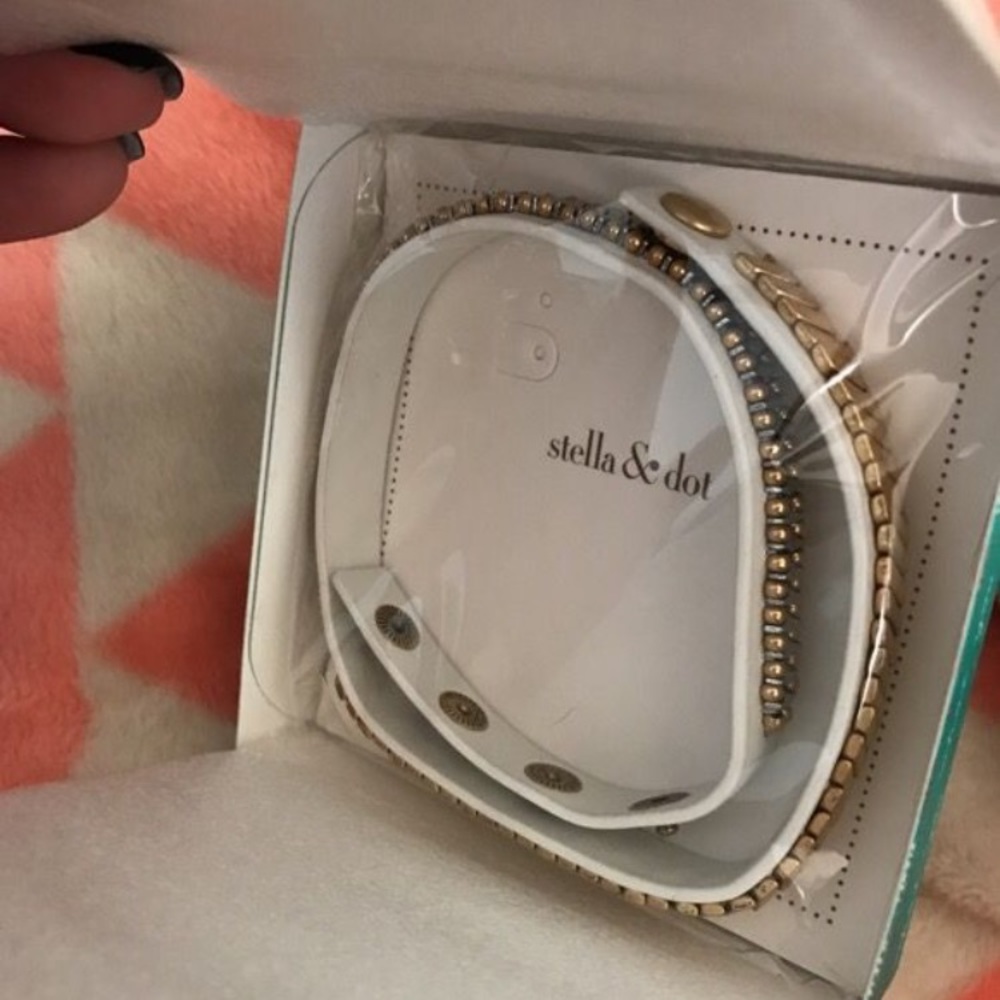 Stella and dot double wrap bracelet