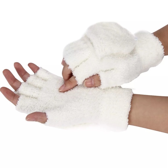 Cozy ☕️ Mitten Gloves - Picture 2 of 4