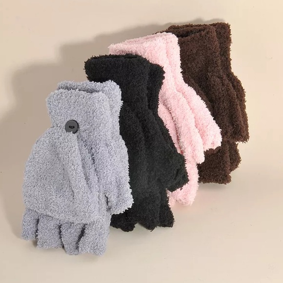 Cozy ☕️ Mitten Gloves - Picture 4 of 4