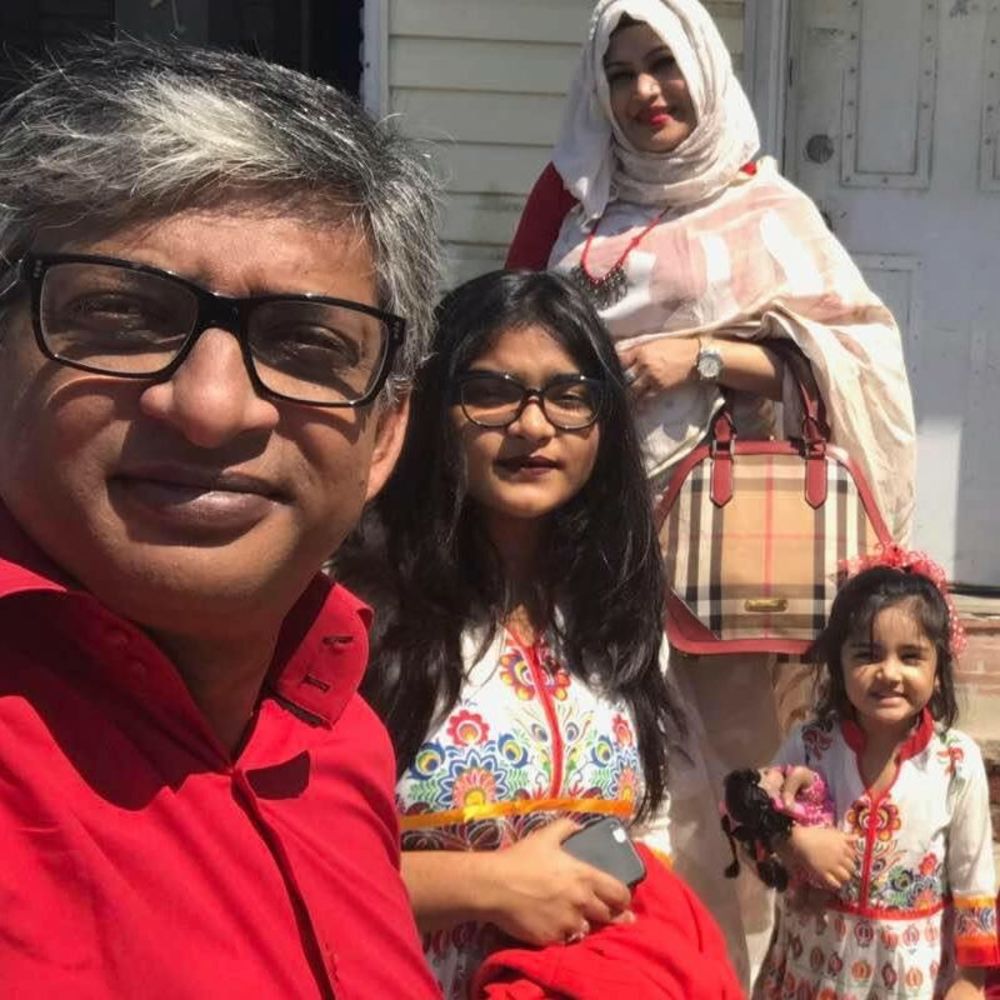 Meet your Posher, Ahkam