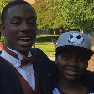 Meet your Posher, Dariel