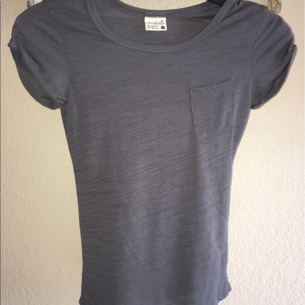 Basic grey top