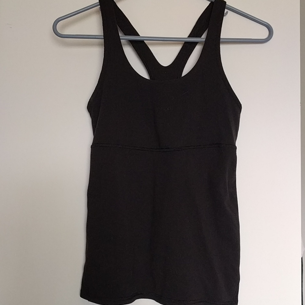 Lululemon scoop neck, mesh back tank