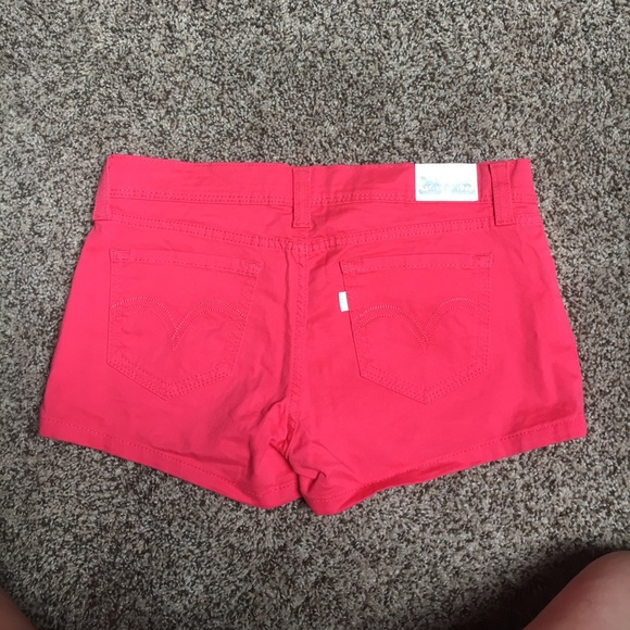 Shorts - Picture 2 of 5