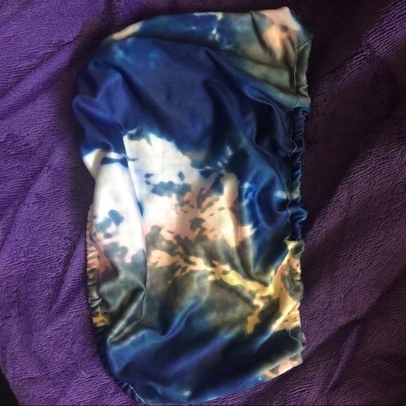 2 Piece Pants and Crop Top - Picture 2 of 3