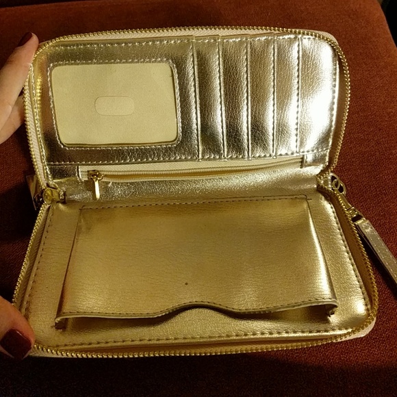 Gold clutch wallet - Picture 2 of 2
