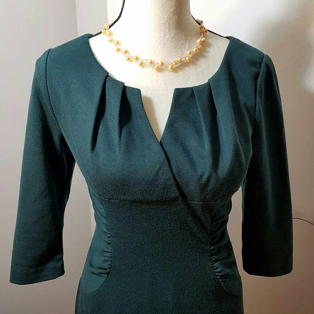 Adrianna Papell Winter Forest Green Dress - Picture 1 of 7