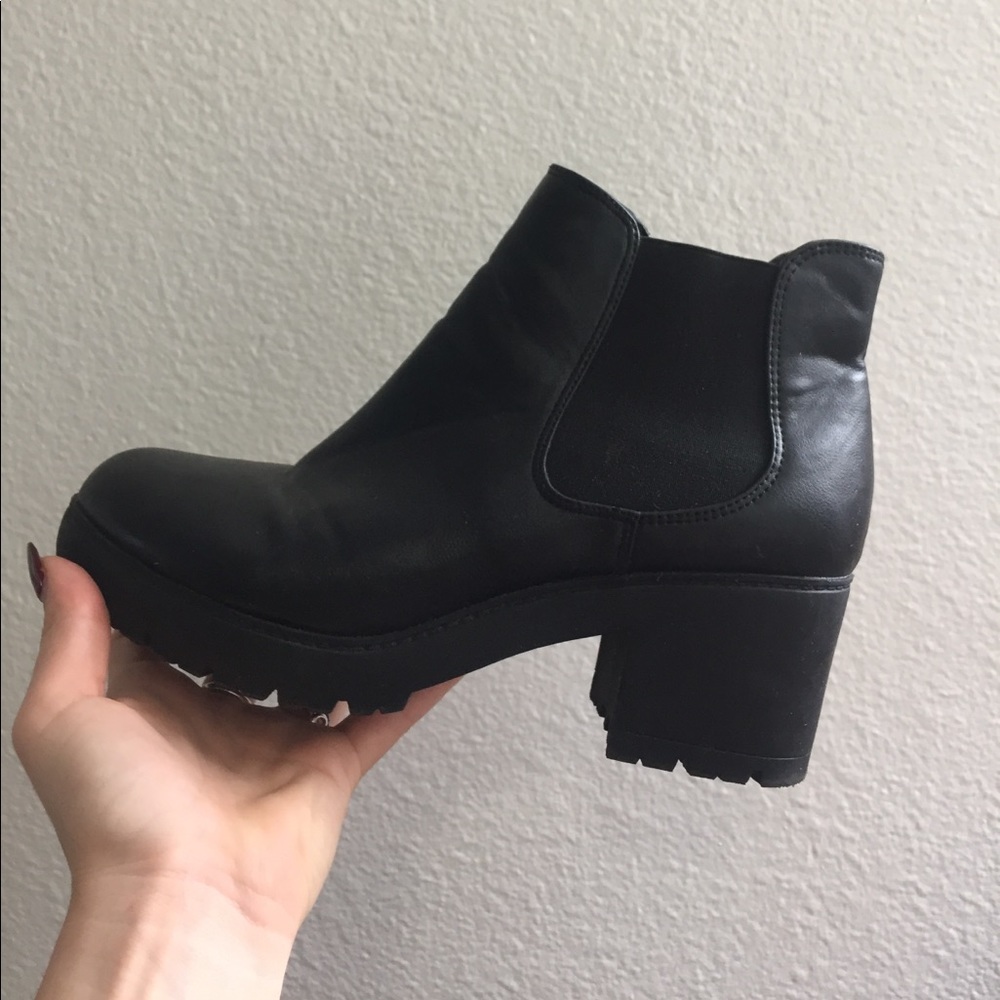 Steve Madden Romman chunky booties