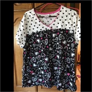 SCRUB SET 👩🏼‍⚕️😷BRAND NEW‼️