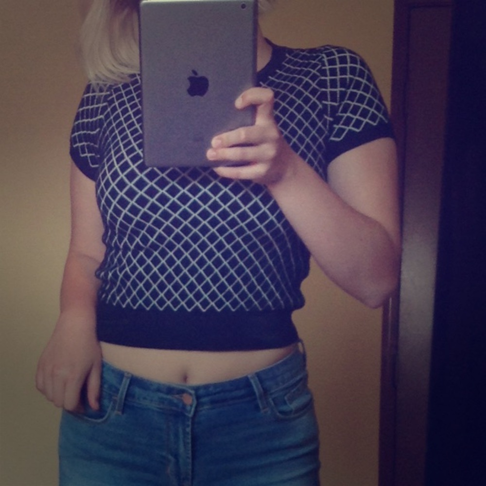 Sweater-material, black&white crop top, Forever21