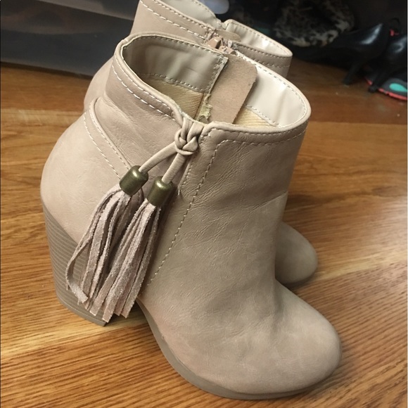 Perfect Fall Booties - Picture 5 of 7