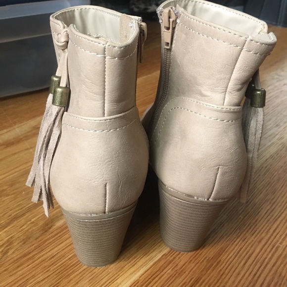 Perfect Fall Booties - Picture 7 of 7