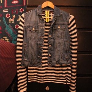 Aéropostale Striped Sweater