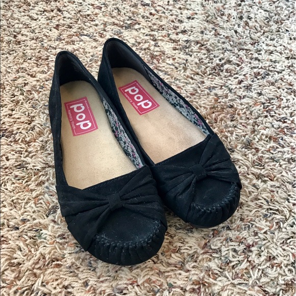 Black flats - Picture 1 of 2