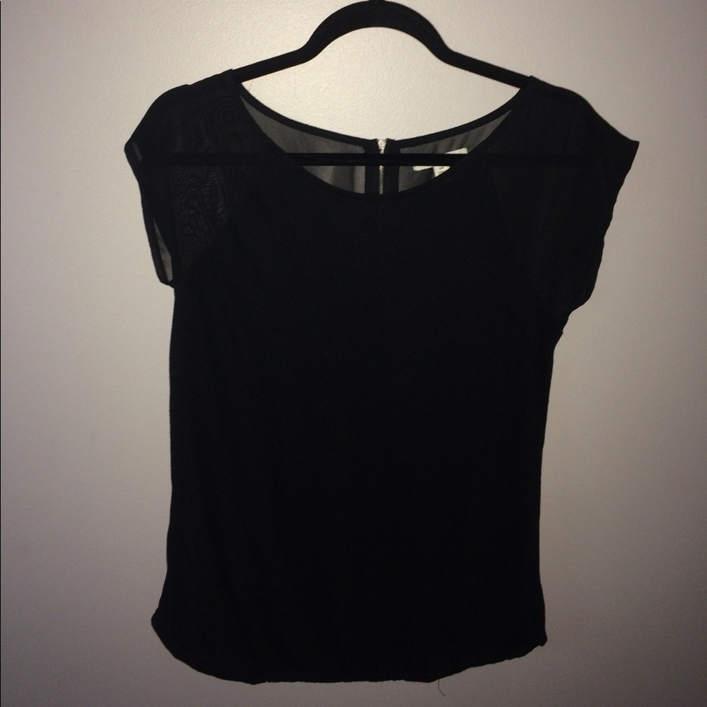 American Eagle black causal tee