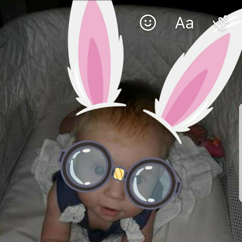 Meet your Posher, Holly