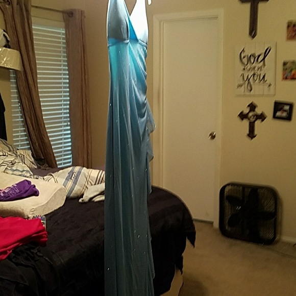 Light blue prom dress - Picture 2 of 3