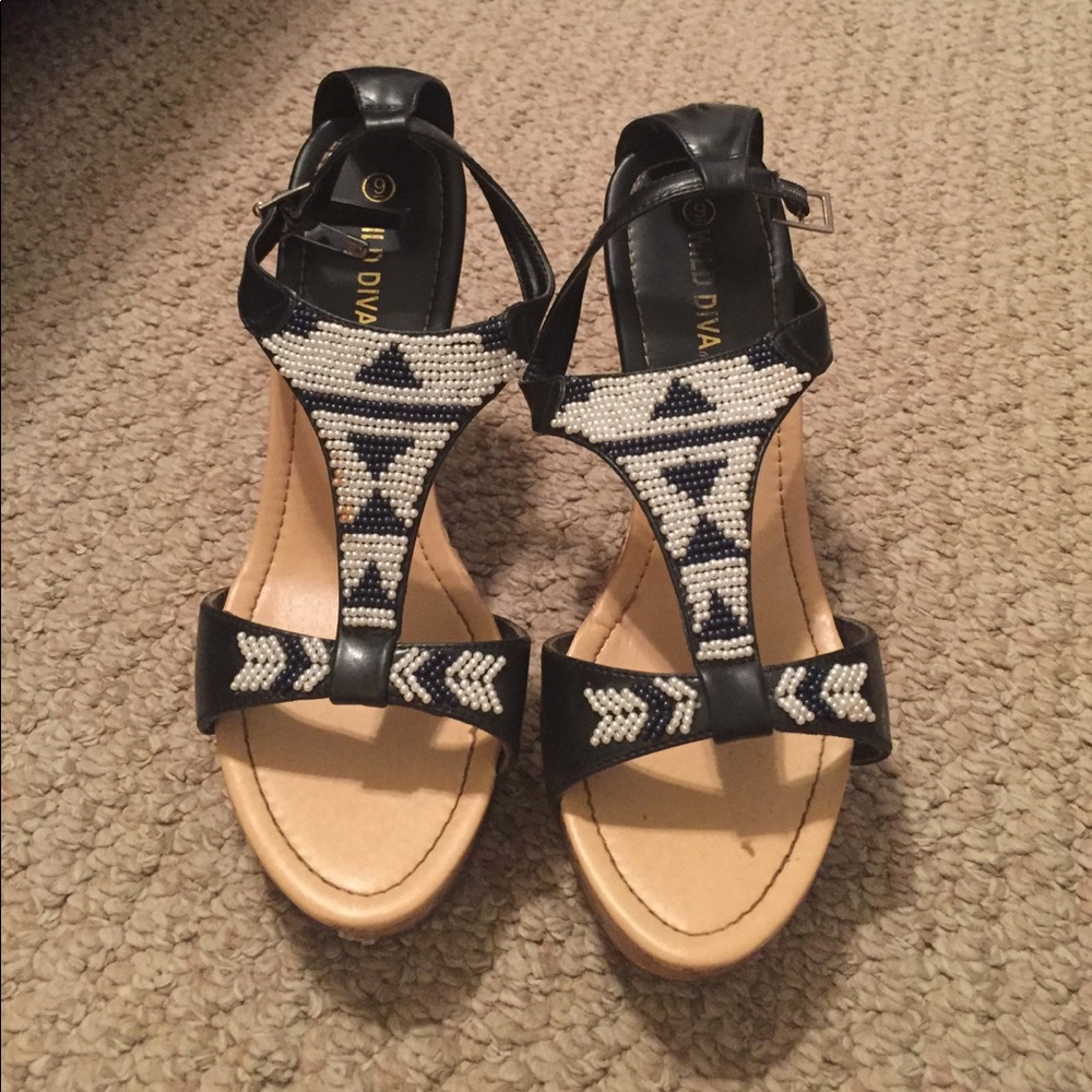 Black & white cork wedges.