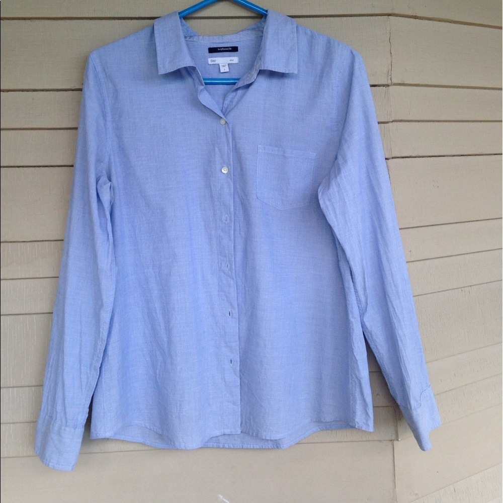 Gap women's boyfriend fit shirt