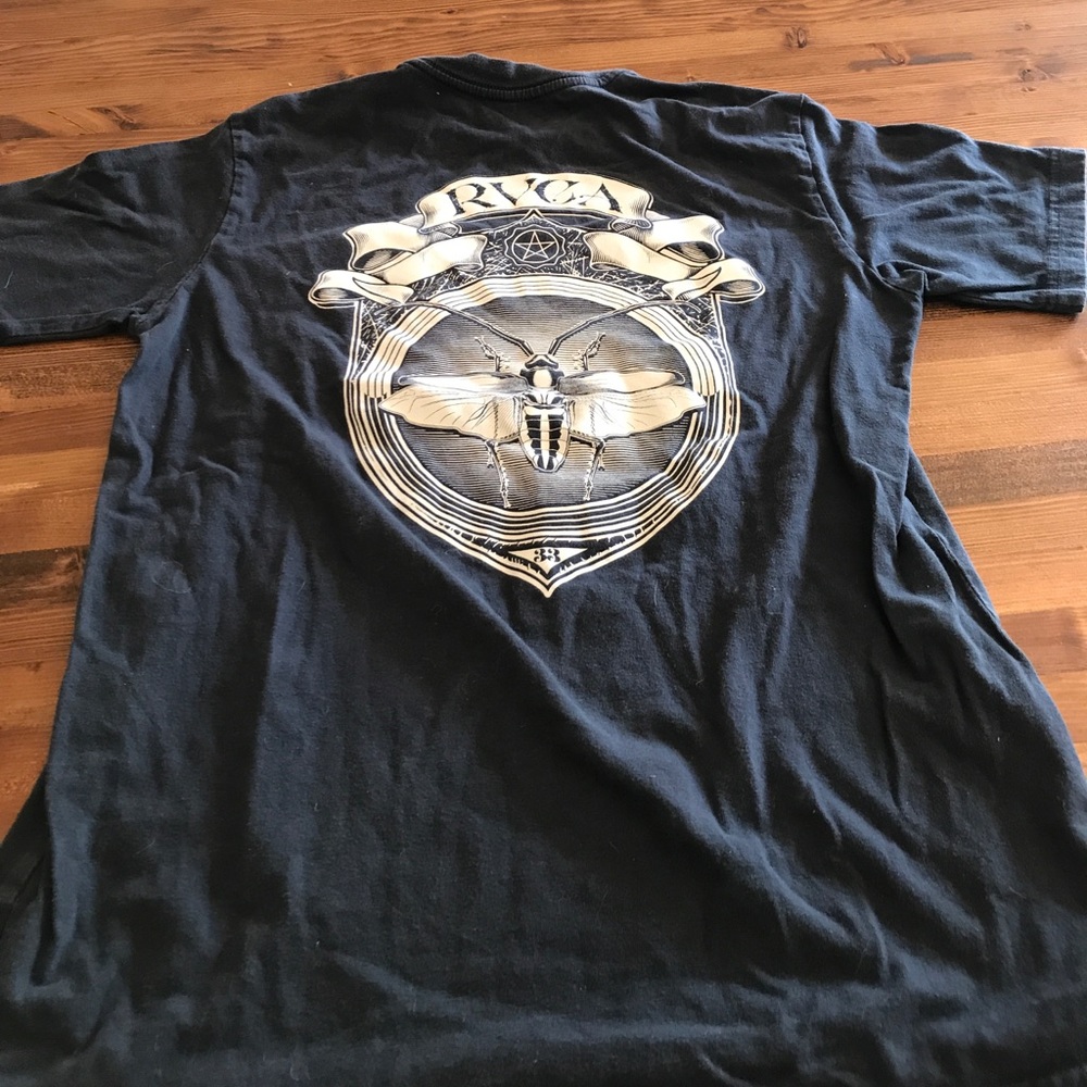 Ruca navy blue t-shirt