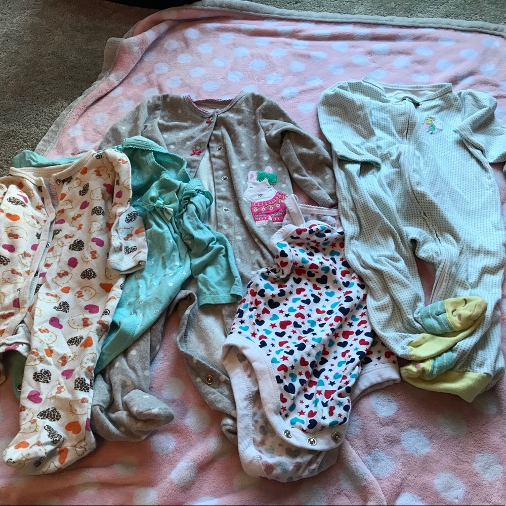 Bundle baby clothes! 😍