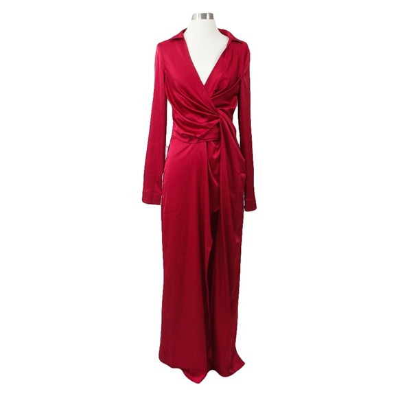 ❗️Burgundy Red Deep V Front Twist Satin Dress - Picture 5 of 7