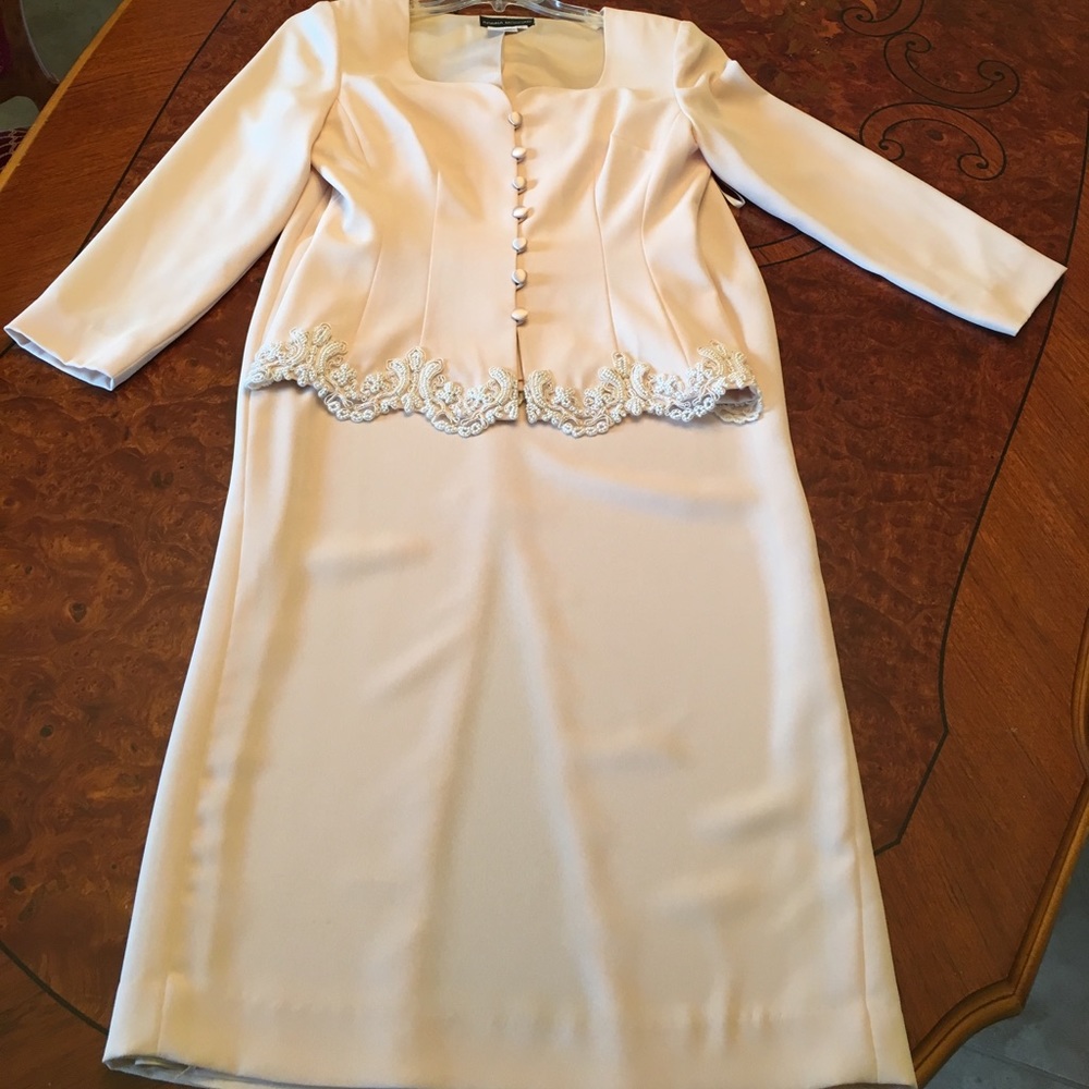 Elegant two-piece dress only wore once