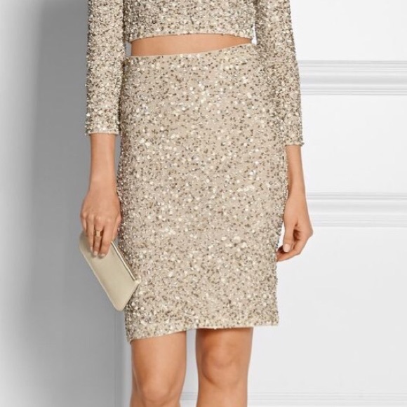 Alice + Olivia Embellished Crop Top and Skirt Set - Picture 4 of 6