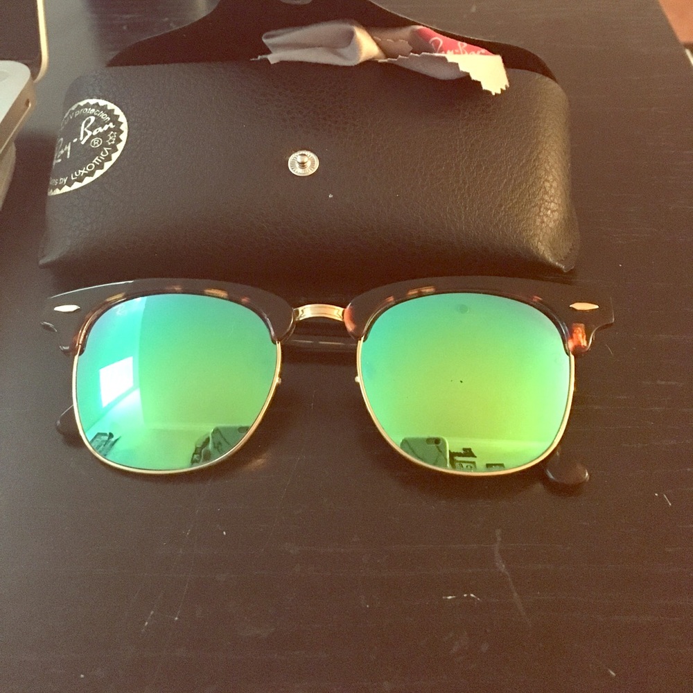 Ray Bans!!!!